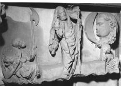 Auferstehung Christi. nach 1315, Sandstein, Hochrelief, 45 x 81 x 13 cm, Türsturzrelief, Stiftskirche St. Arnual, Saarbrücken