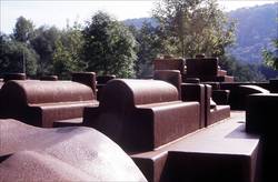 Eduardo Paolozzi, "Akropolis", 1990/1993, Stahl, 1,70 x 3,10 x 7,00 m, Saaraue, Konrad-Adenauer-Allee, Dillingen. Foto: LPM Saarbrücken-Dudweiler