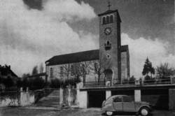 Dillingen-Diefflen, katholische Pfarrkirche St. Josef, Architekt: Alois Havener. Foto: H. P. Buchleitner:Kultureller Wiederaufbau im Saarland 1945-1955, 1. Band, Saarbrücken 1955, S. 74