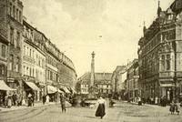 St. Johanner Markt, Zustand um 1910. Foto aus: Saarbrücken - Stationen auf dem Weg zur Großstadt, Saarbrücken 1989, S. 153