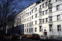 Wohnungsbauten in der Großherzog-Friedrich-Straße, 1927-1930 errichtet vom Hochbauamt für Militär und Wohnungsbauwesen bei der Regierungskommission. Foto: Archiv Marlen Dittmann